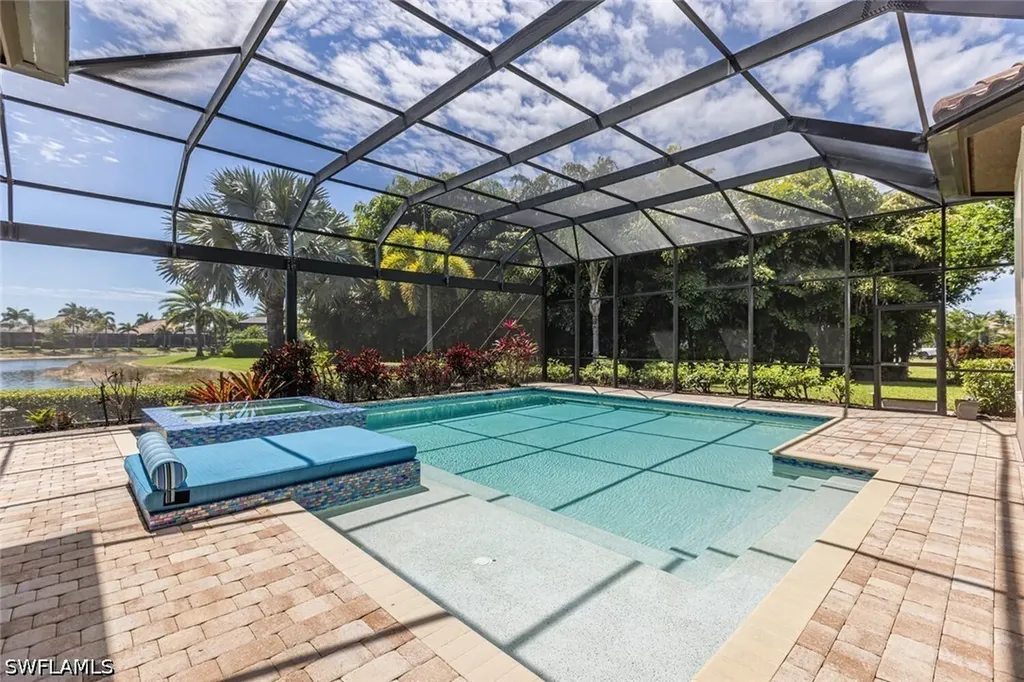 6624 Barbera Lane Naples FL 34113