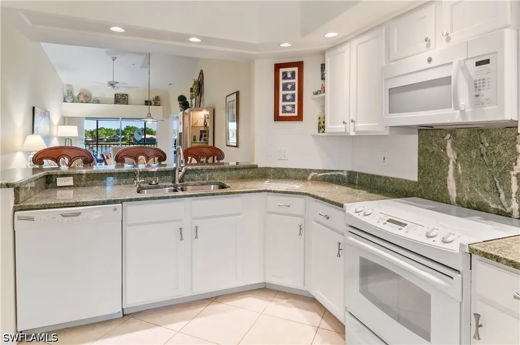 13050 Amberley Court Bonita Springs FL 34135