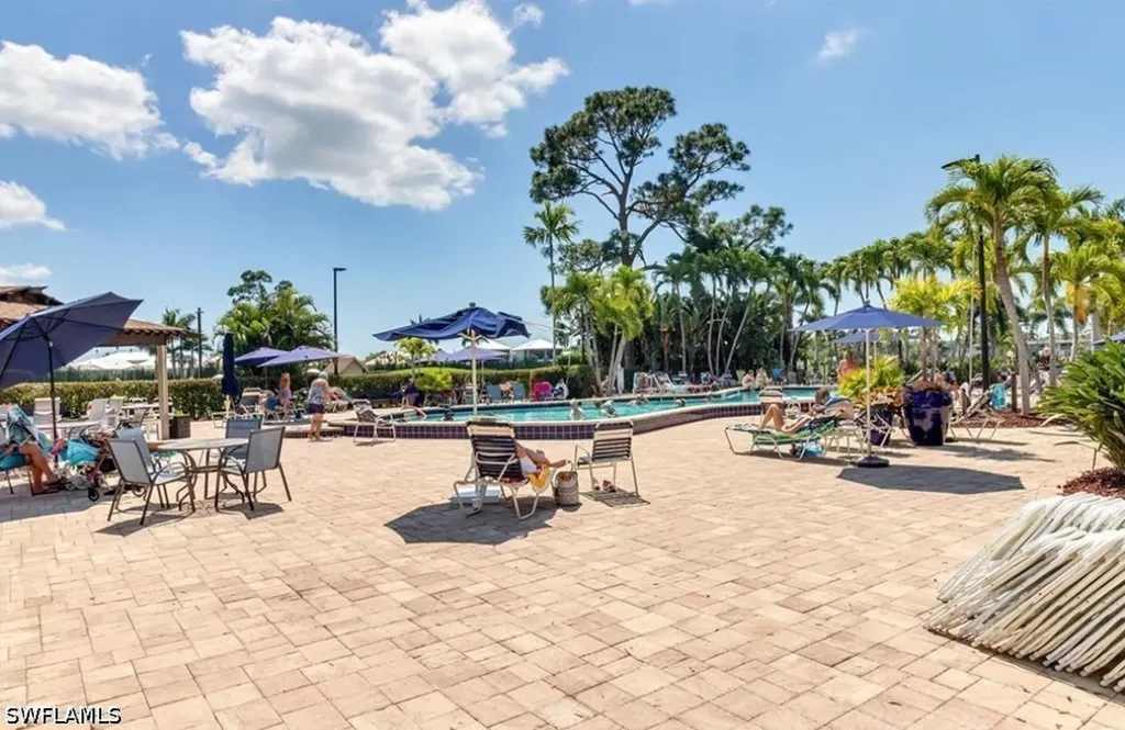 233 Palm Drive Naples FL 34112