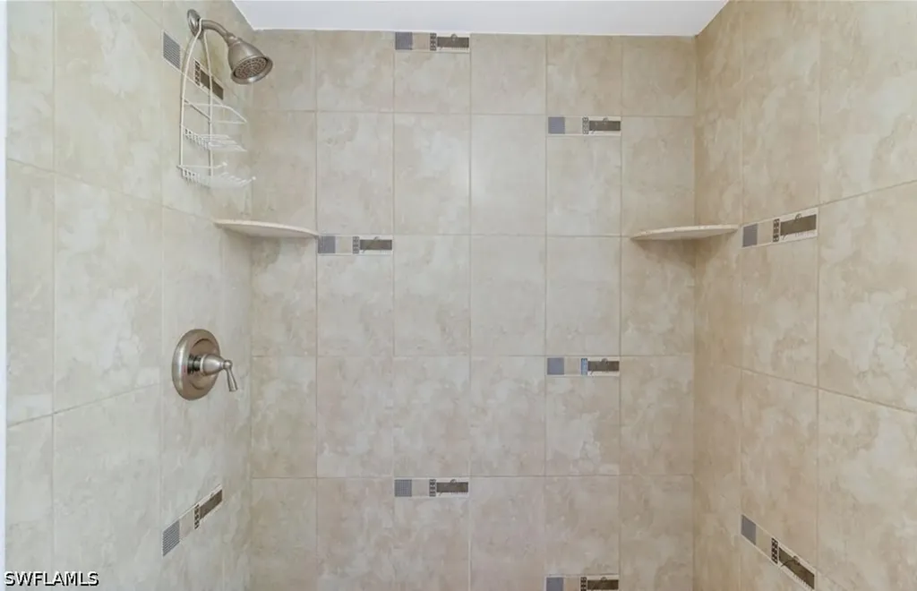 233 Palm Drive Naples FL 34112