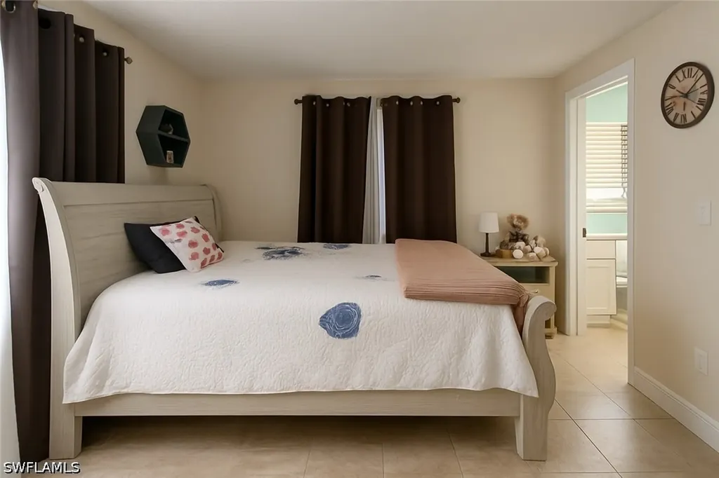 4706 25th Avenue SW Naples FL 34116