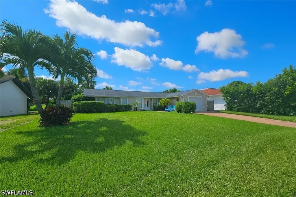 4706 25th Avenue SW Naples FL 34116