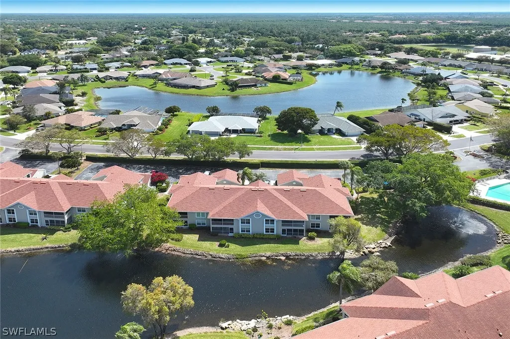 9856 Luna Circle Naples FL 34109