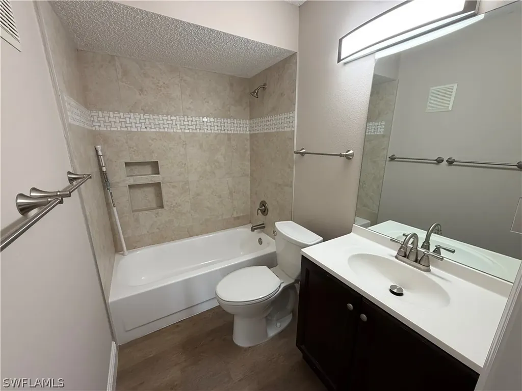 2226 Arbour Walk Circle Naples FL 34109