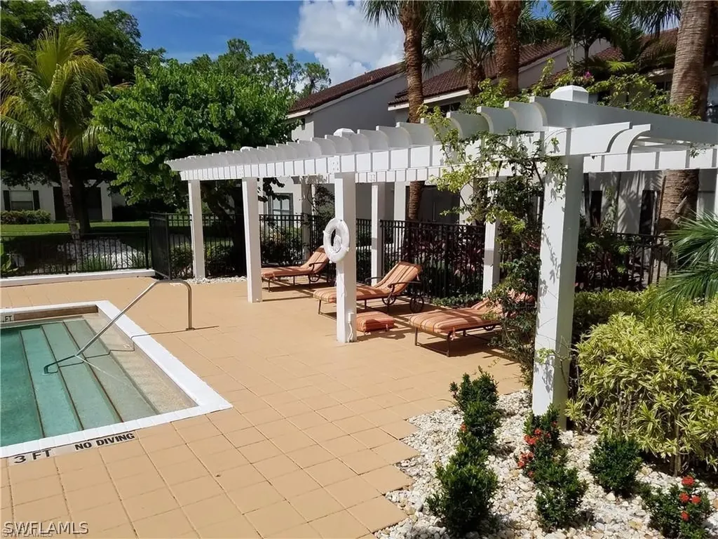2226 Arbour Walk Circle Naples FL 34109