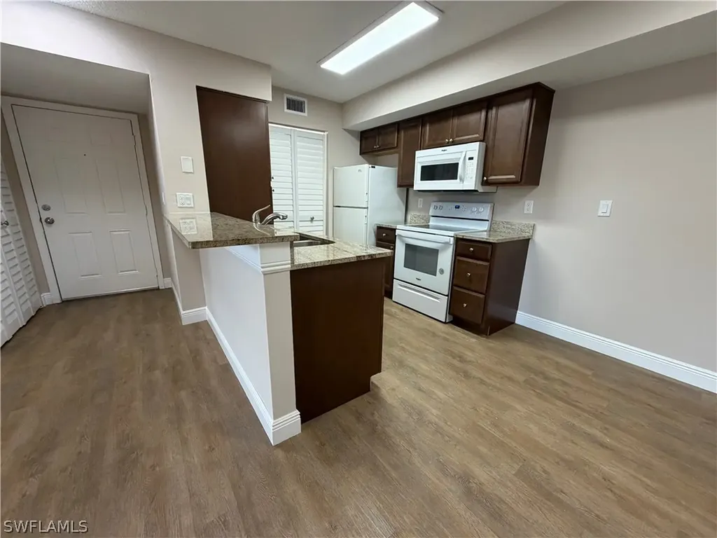 2226 Arbour Walk Circle Naples FL 34109