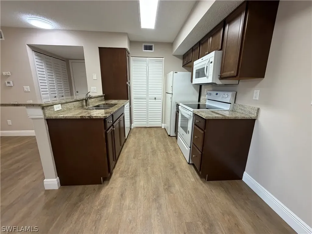 2226 Arbour Walk Circle Naples FL 34109
