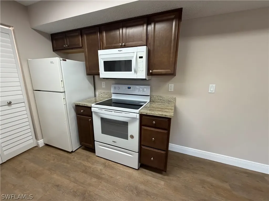2226 Arbour Walk Circle Naples FL 34109