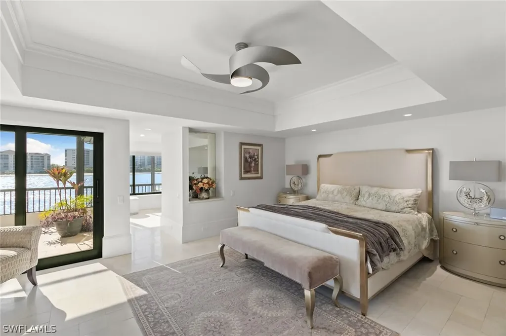406 La Peninsula Boulevard Naples FL 34113