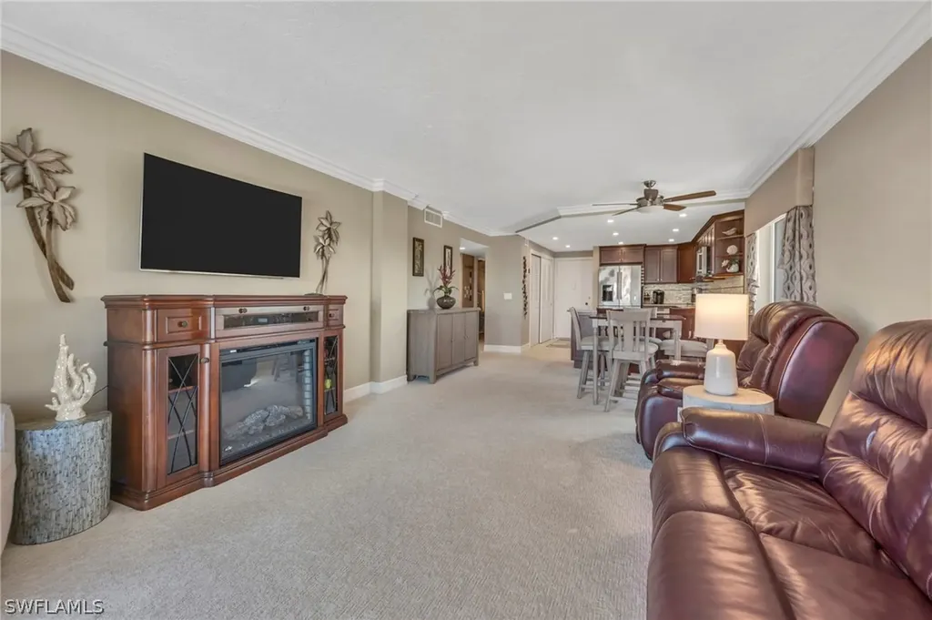 2150 Gulf Shore Boulevard N Naples FL 34102