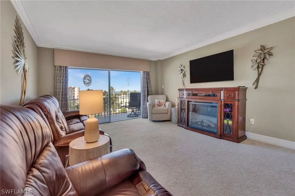 2150 Gulf Shore Boulevard N Naples FL 34102