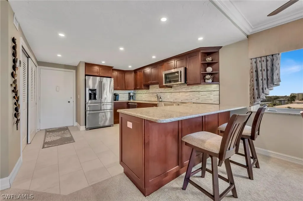 2150 Gulf Shore Boulevard N Naples FL 34102
