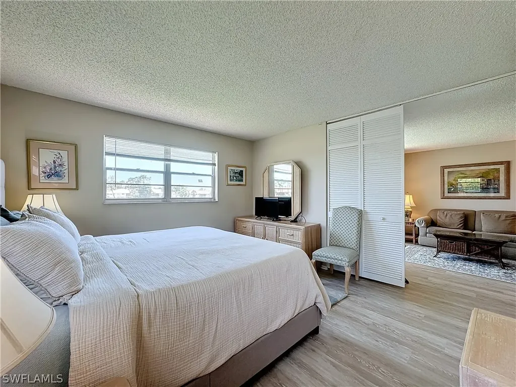 300 Forest Lakes Boulevard Naples FL 34105