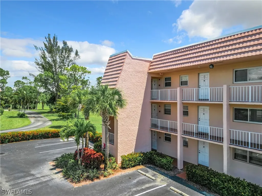300 Forest Lakes Boulevard Naples FL 34105