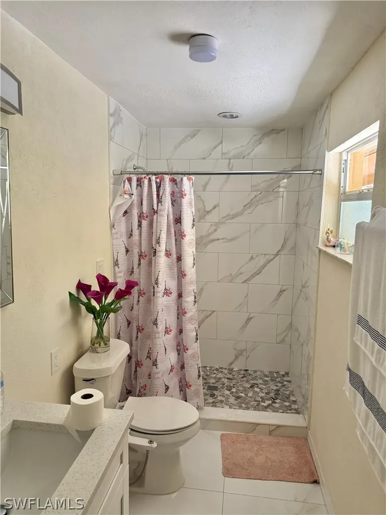 226 Kingston Drive Fort Myers FL 33905