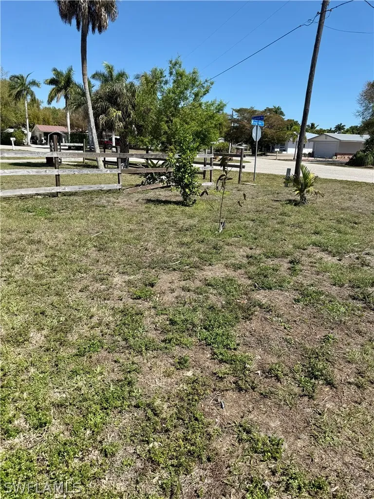 226 Kingston Drive Fort Myers FL 33905