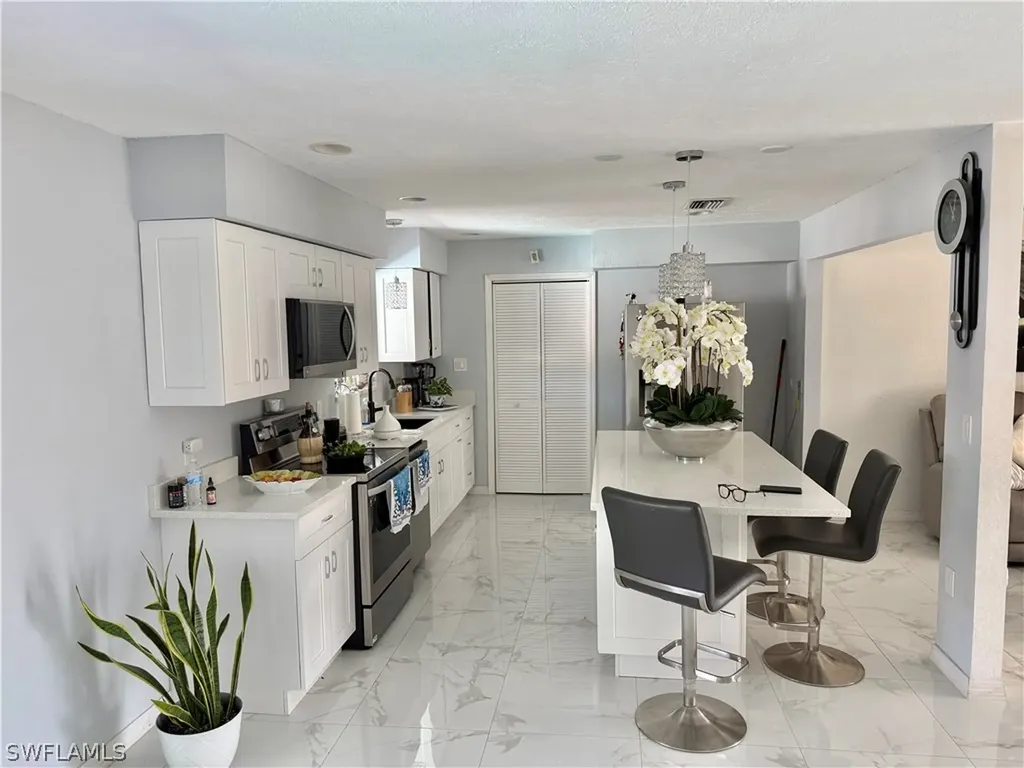 226 Kingston Drive Fort Myers FL 33905