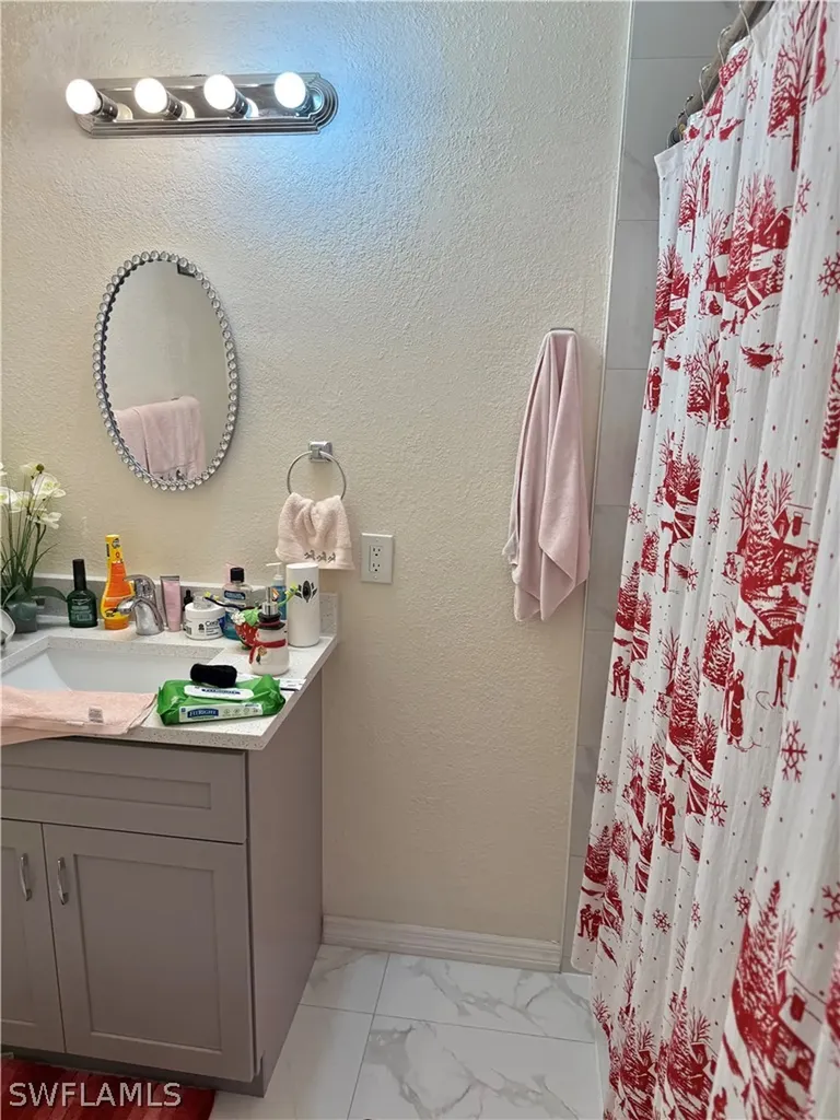 226 Kingston Drive Fort Myers FL 33905