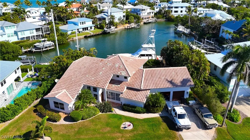 1748 Jewel Box Drive Sanibel FL 33957