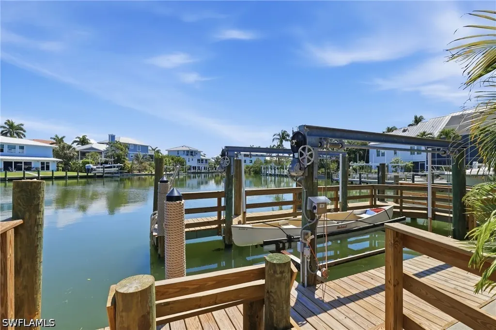 1748 Jewel Box Drive Sanibel FL 33957