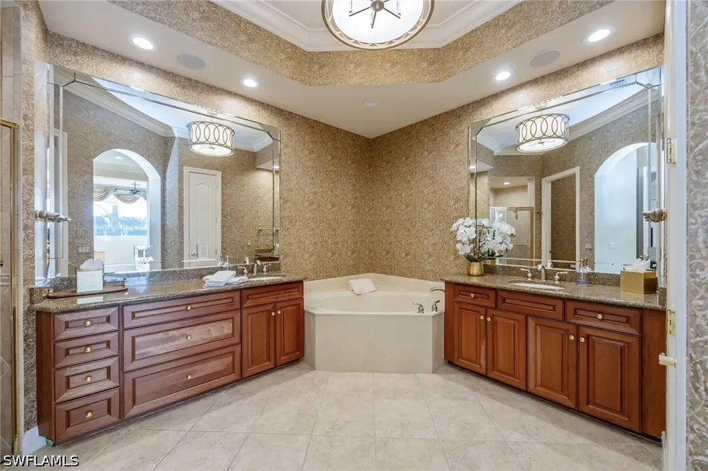 15532 Monterosso Lane Naples FL 34110