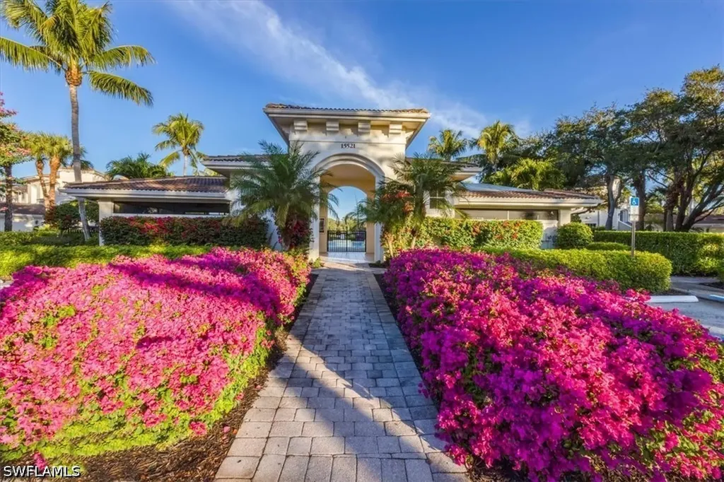 15532 Monterosso Lane Naples FL 34110
