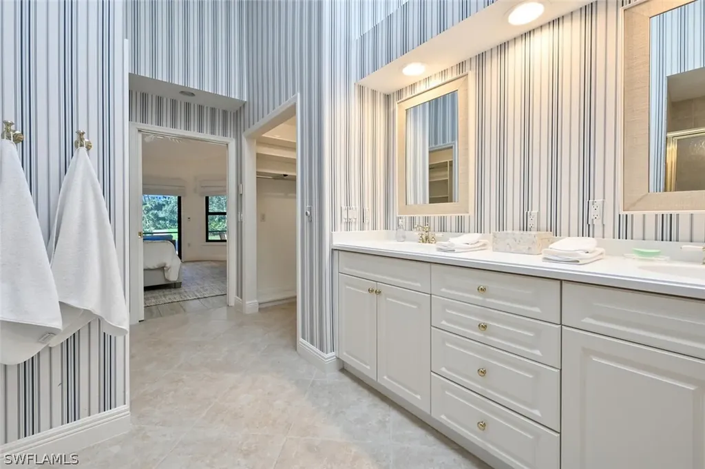 6631 Trident Way Naples FL 34108