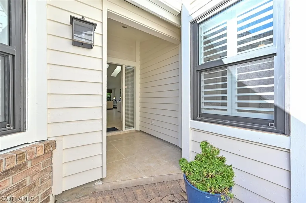 6631 Trident Way Naples FL 34108