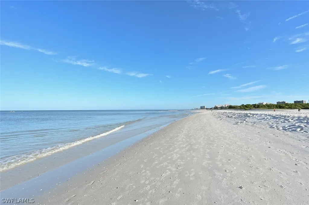 6631 Trident Way Naples FL 34108