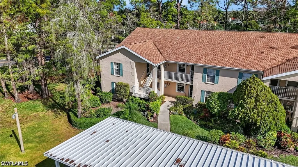 1704 Kings Lake Boulevard Naples FL 34112