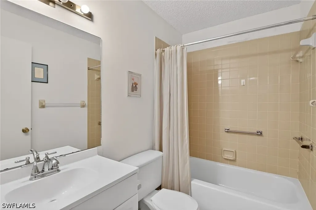 1704 Kings Lake Boulevard Naples FL 34112