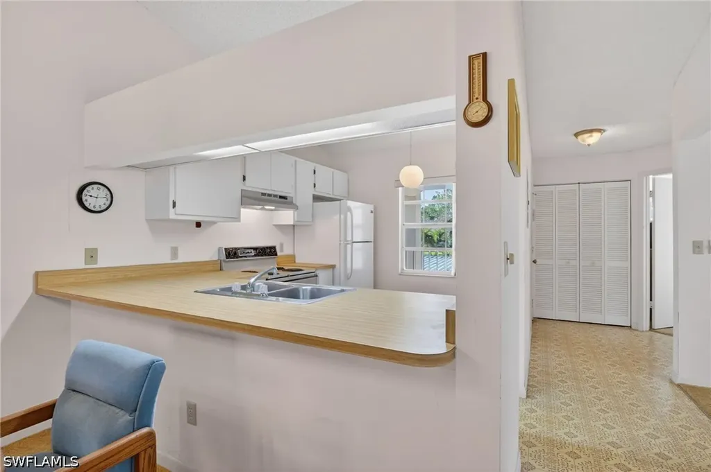 1704 Kings Lake Boulevard Naples FL 34112