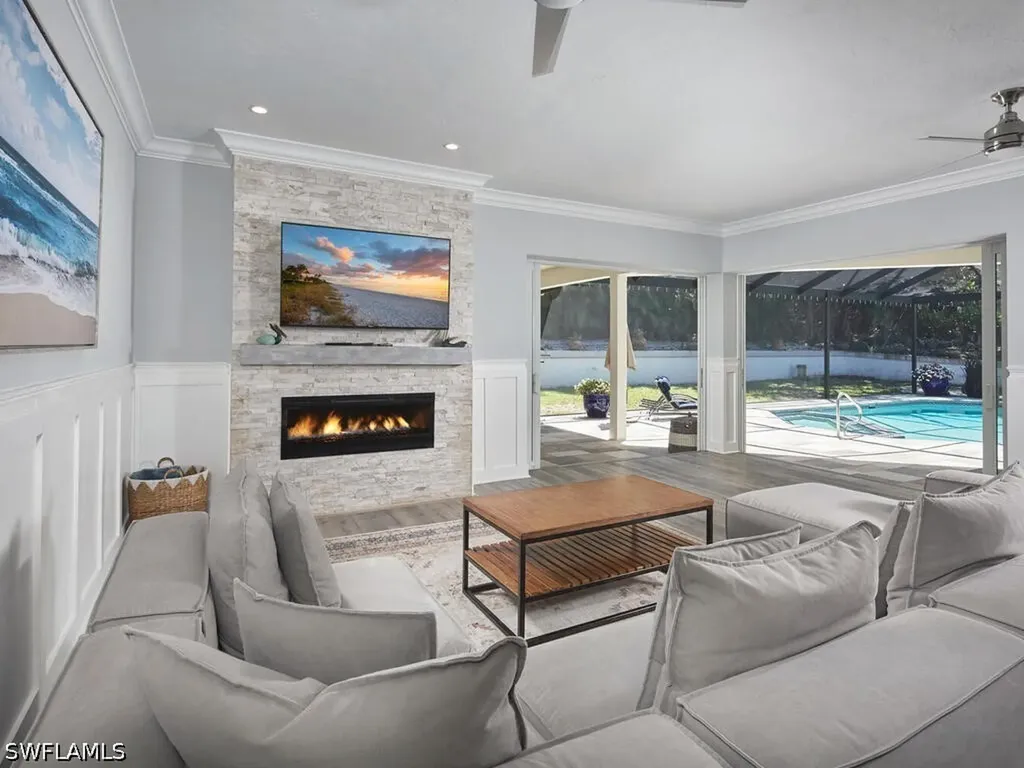 681 S Barfield Drive Marco Island FL 34145