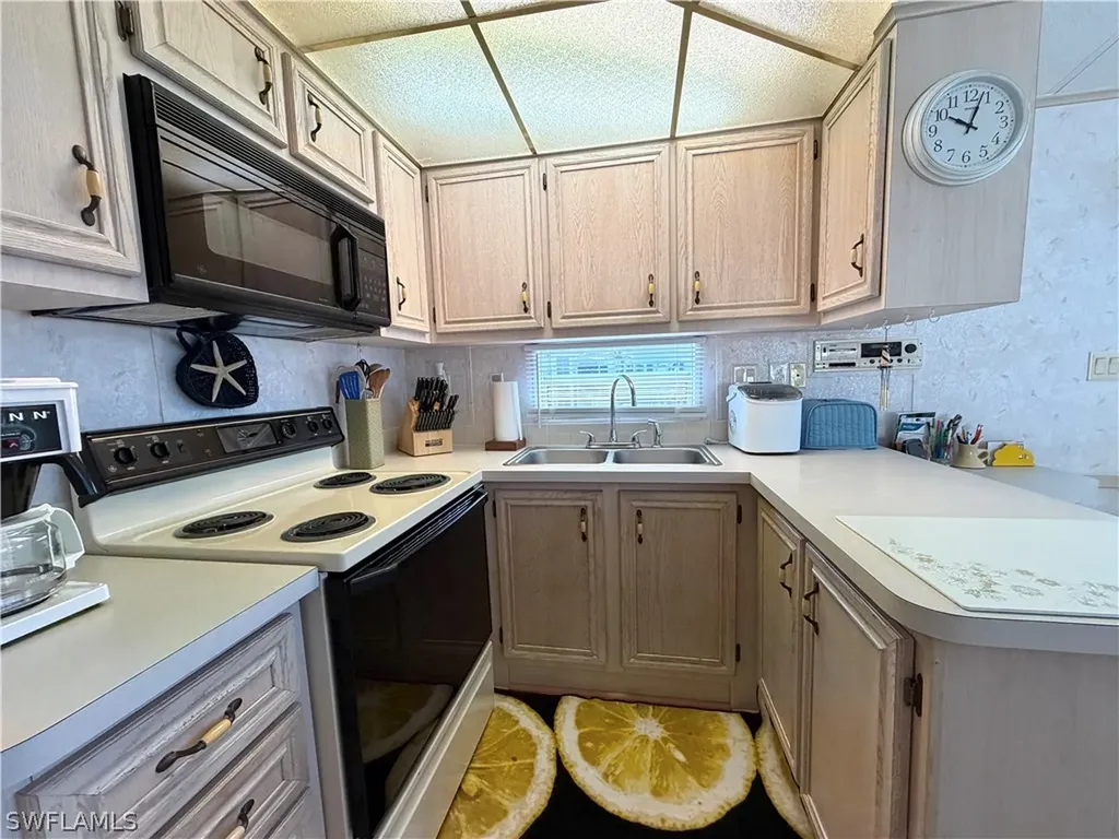 4740 Slash Pine Way W Estero FL 33928