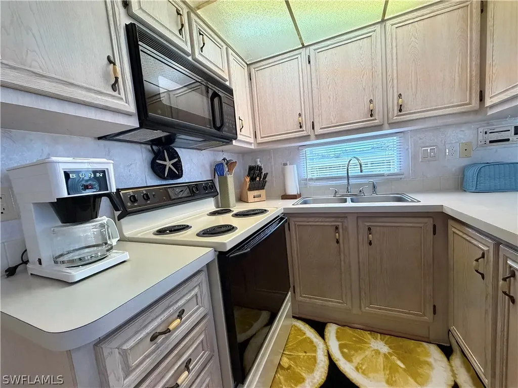 4740 Slash Pine Way W Estero FL 33928