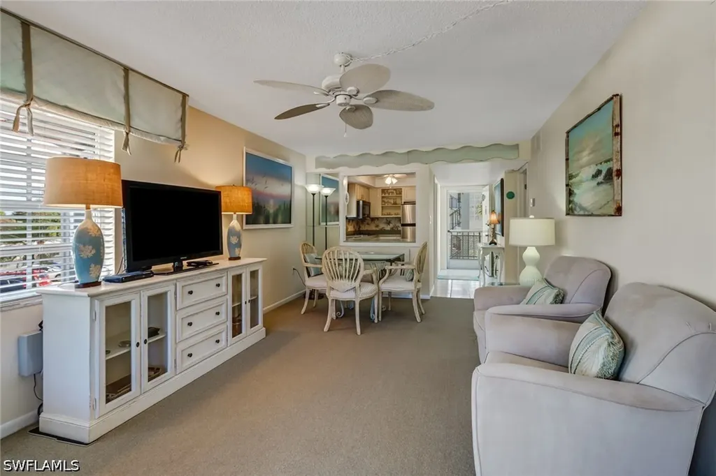 5 High Point Circle W Naples FL 34103
