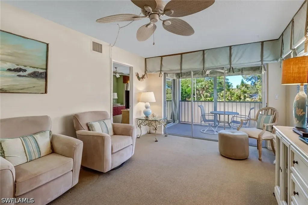 5 High Point Circle W Naples FL 34103