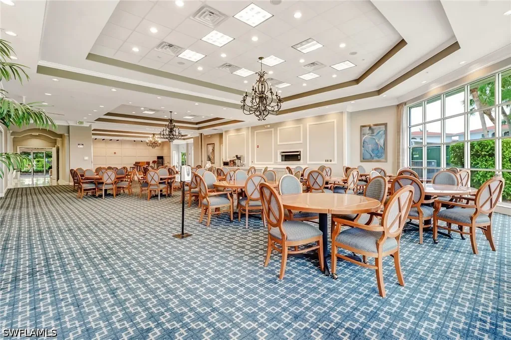 5 High Point Circle W Naples FL 34103