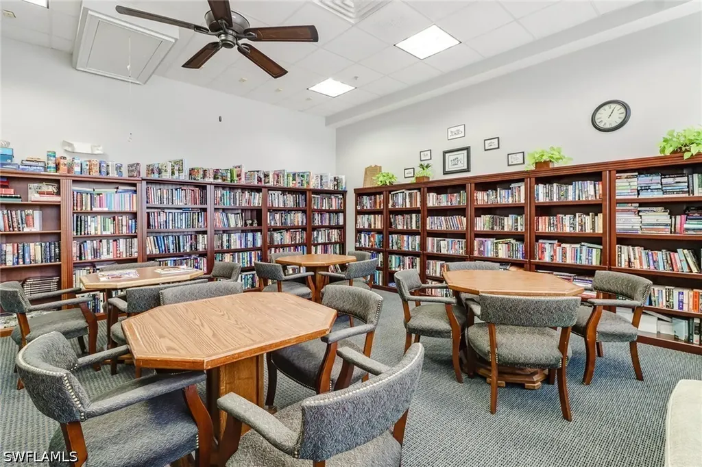 5 High Point Circle W Naples FL 34103