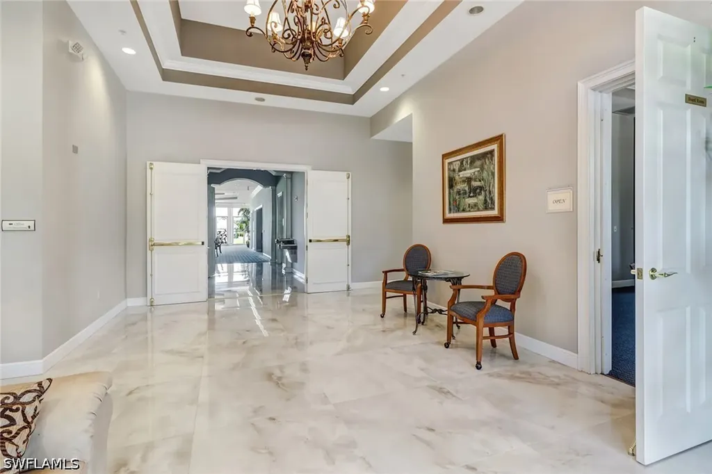 5 High Point Circle W Naples FL 34103