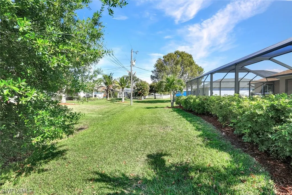 3722 SW 20th Place Cape Coral FL 33914