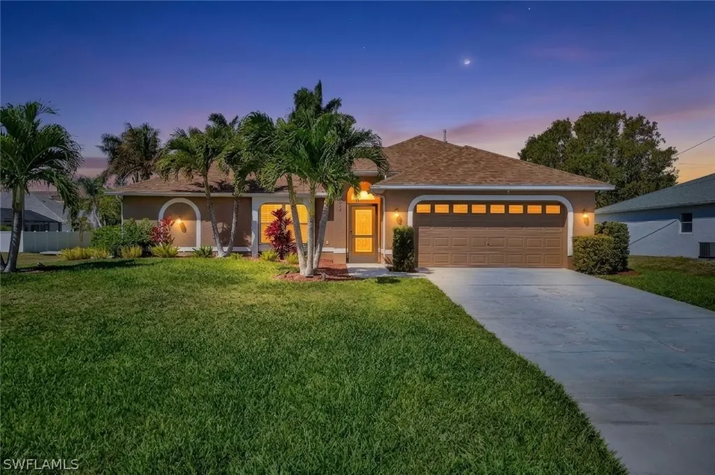 3722 SW 20th Place Cape Coral FL 33914