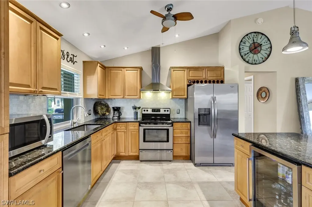 3722 SW 20th Place Cape Coral FL 33914