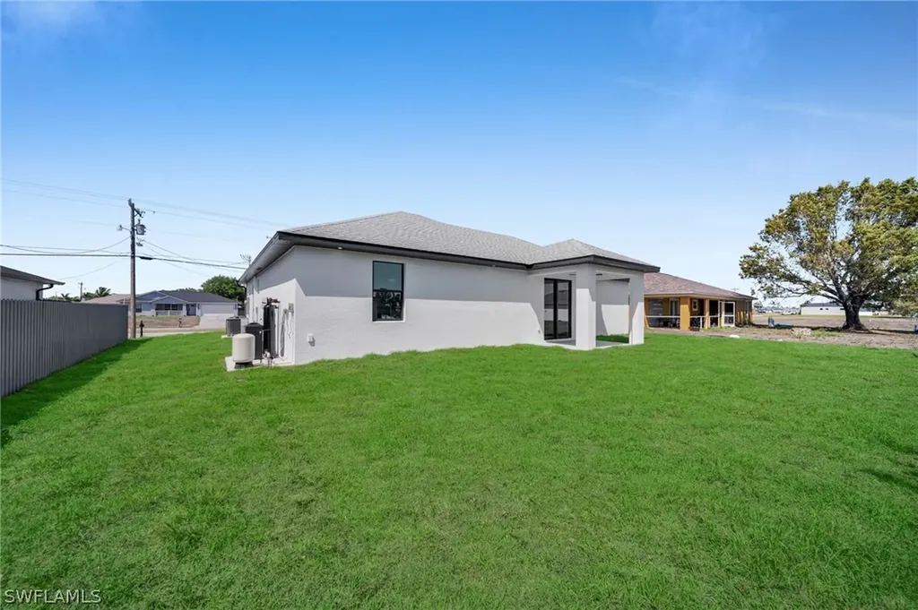 921 Chiquita Boulevard N Cape Coral FL 33993