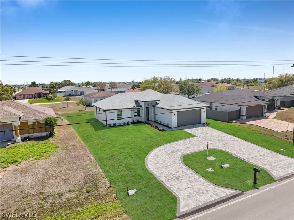921 Chiquita Boulevard N Cape Coral FL 33993