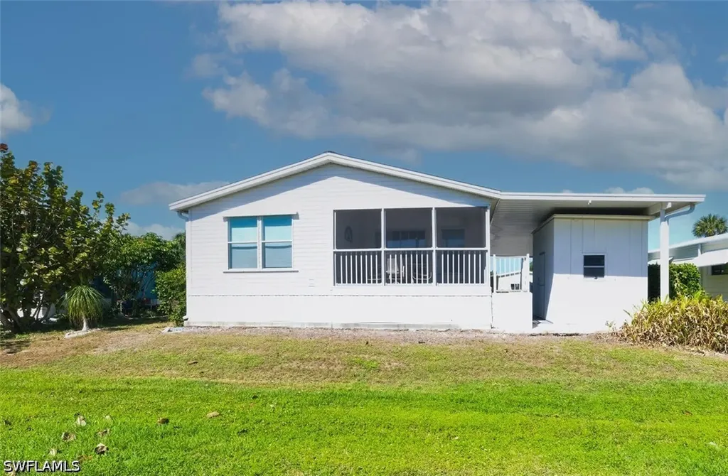 550 Charlemagne Boulevard Naples FL 34112