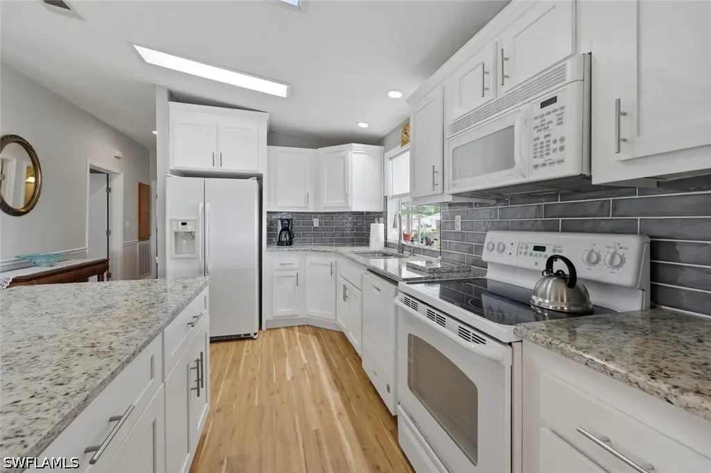 550 Charlemagne Boulevard Naples FL 34112