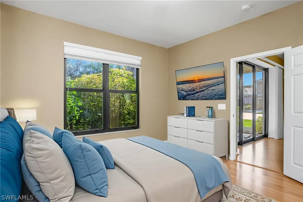 7820 Sandpine Court Naples FL 34104