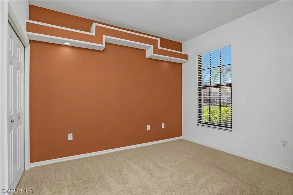 7820 Sandpine Court Naples FL 34104