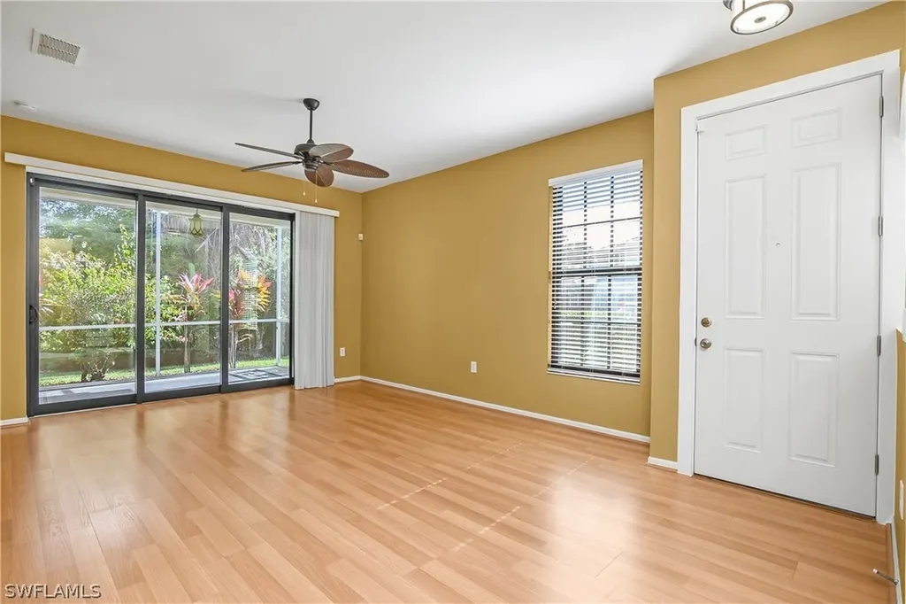 7820 Sandpine Court Naples FL 34104